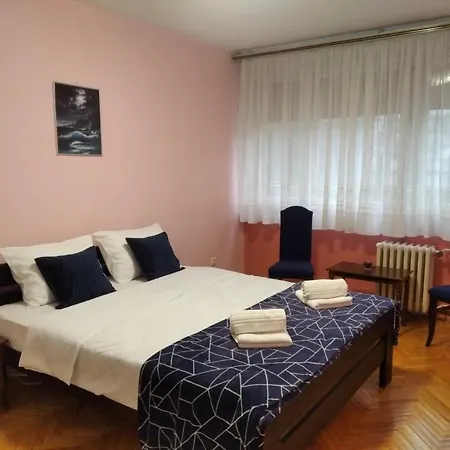 Dara - Novi Appartamento Belgrado